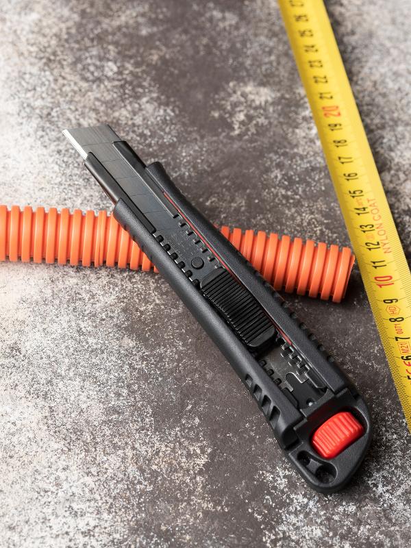 Нож строительно-монтажный 18 мм НСМ-80 (SK4) Heavy Duty (до 60 кг) EKF Professional | ncm-80-pro | EKF — миниатюра 17