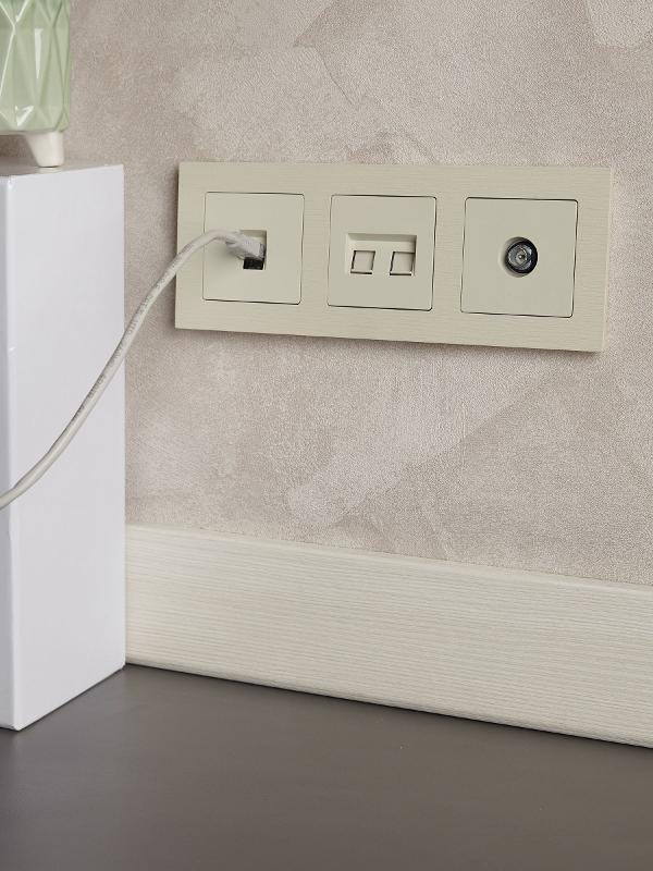 BRITE Розетка RJ45 компьютерная кат.6 РК11-БрКр бежевый | BR-K10-2-K10 | IEK — миниатюра 6