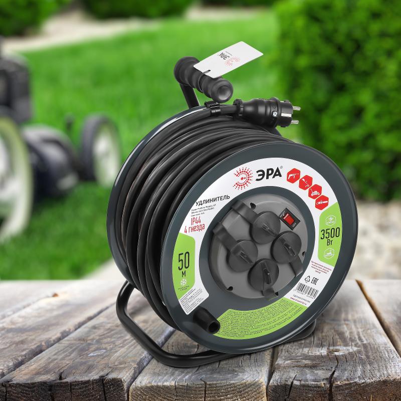 Удлинитель силовой ЭРА метал. катушка с заземл. RMx-4es-3x2.5-50m-IP44(KG )50м с выкл. 4 гн 3x2.5мм2 | Б0052919 | ЭРА — миниатюра 3